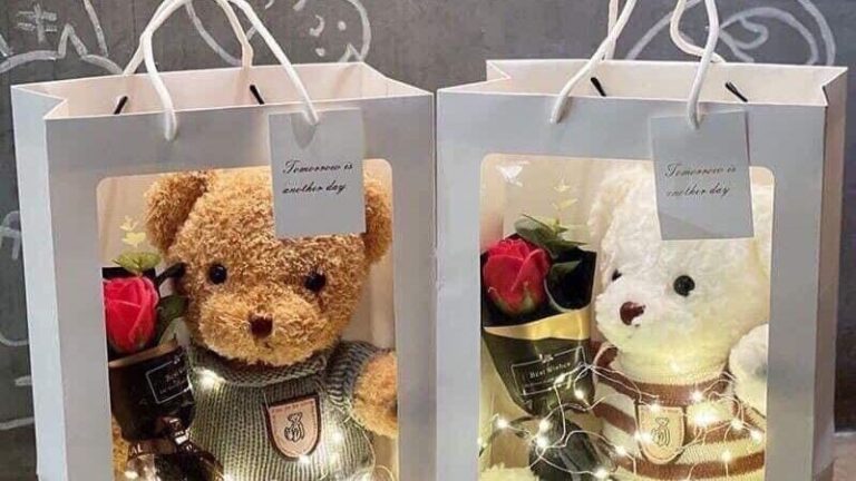 35+ Quà sinh nhật cho nữ và bí quyết trao quà khiến phái đẹp “rụng tim” 