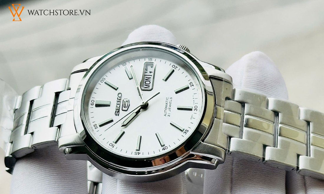 Top 20+ Mẫu đồng hồ nam giá bình dân, “hạt dẻ” nhưng chất lượng 13 Đồng hồ nam giá bình dân