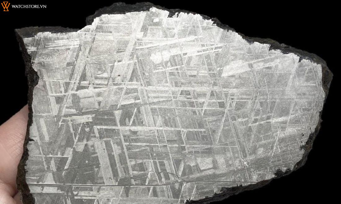 Mặt số thiên thạch Muonionalusta với vân độc bản, không trùng lặp