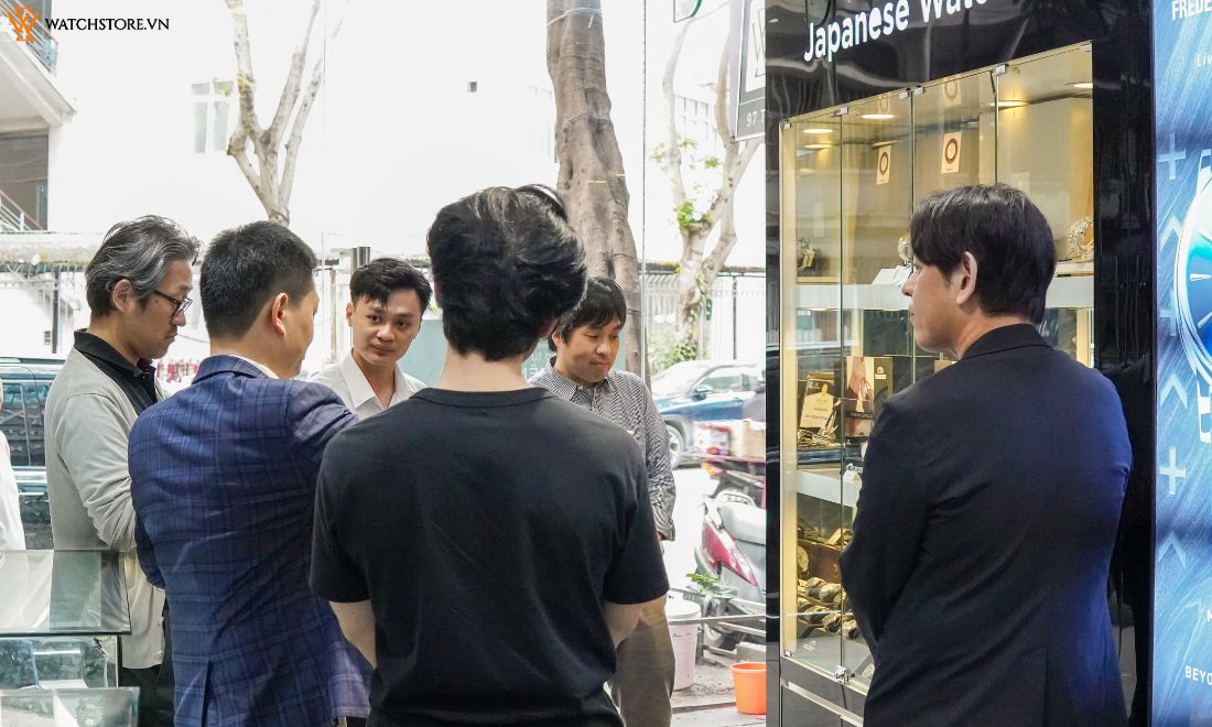 orient lam viec tai watchstore 97 tran dai nghia