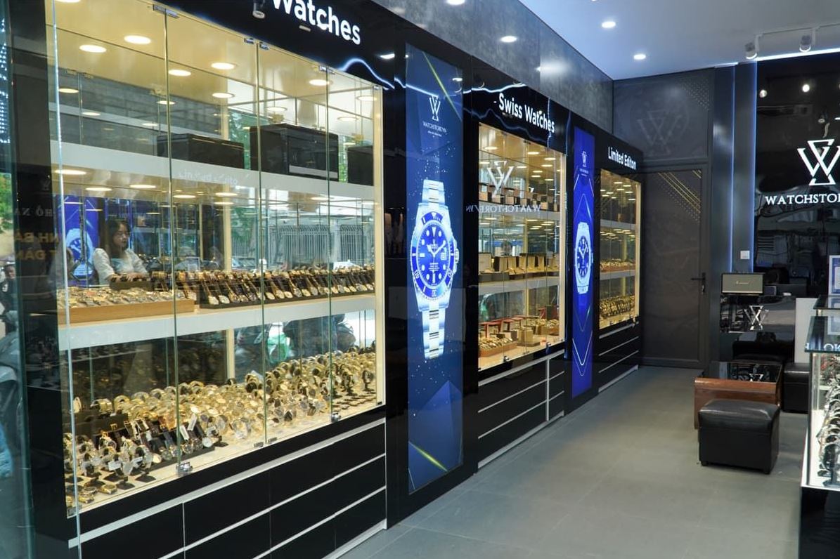 Lý do nên chọn mua FREDERIQUE CONSTANT chính hãng tại WatchStore