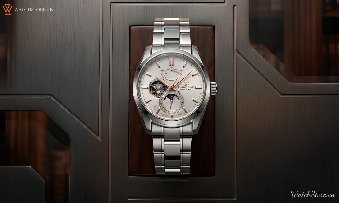 Top 7 mẫu Orient Star Moonphase ấn tượng nhất hiện nay 5 Top 7 mẫu Orient Star Moonphase ấn tượng nhất hiện nay - ảnh 5