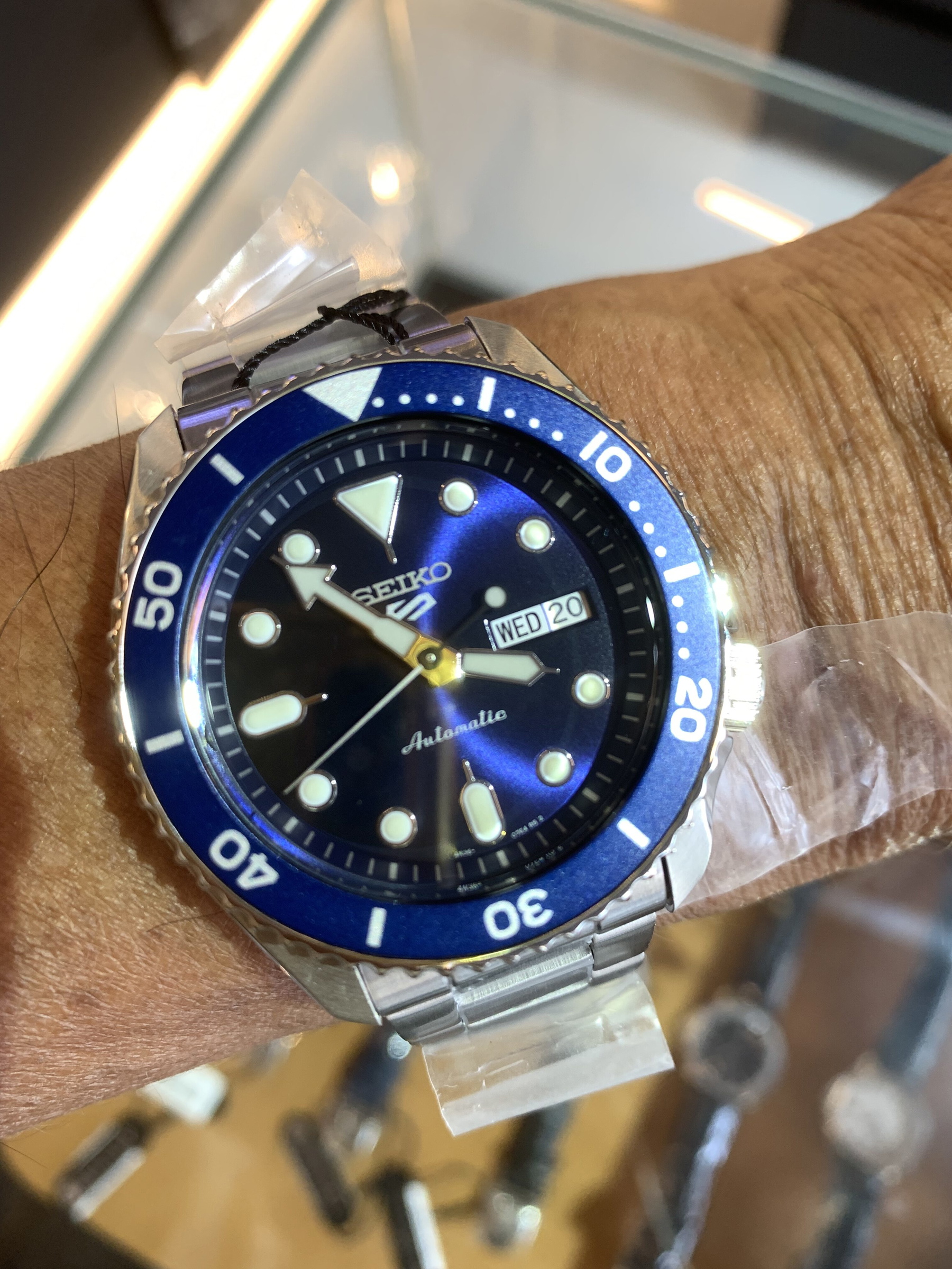 38C1F127 5E45 41BF B351 B953974FC480 1713260733 Rotated