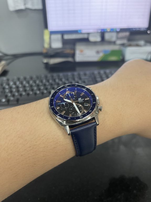 Dang Danh Gia Nhan Vien Tu Van Nhiet Rotated