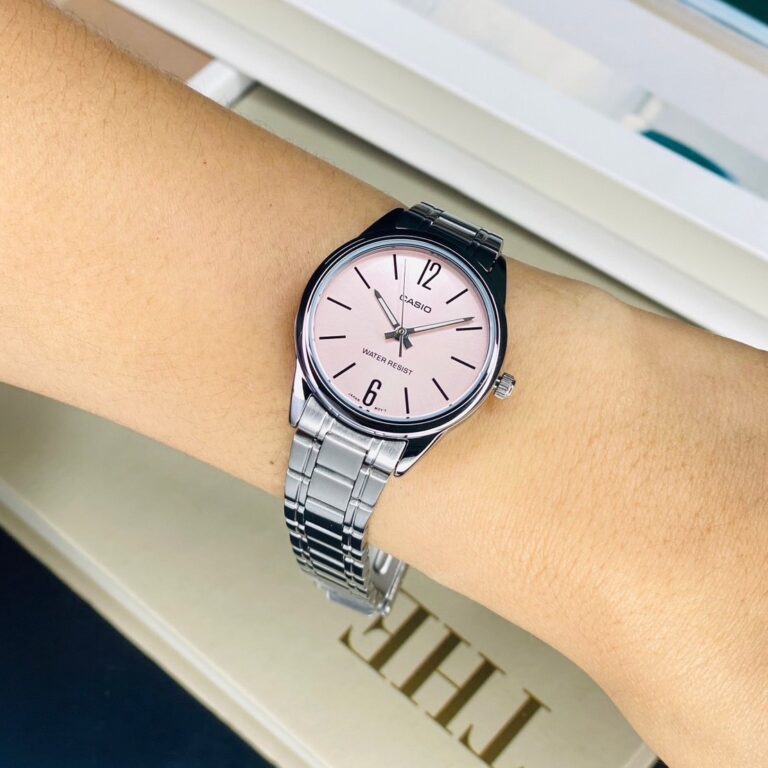 Anh Hieu Danh Gia Dong Ho Dep Mua Cho